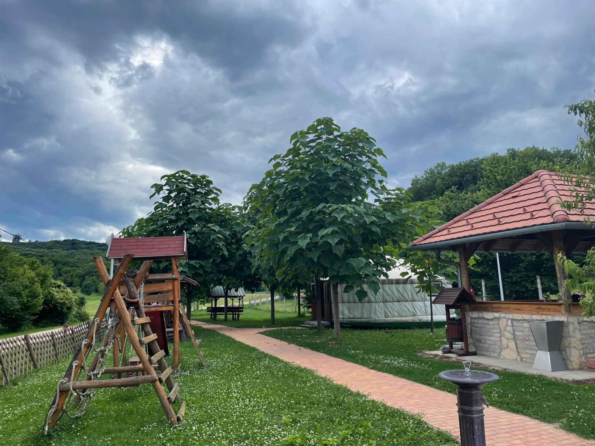 Hotel Nomád jurta Zalakaros mellett Zalamerenye Exterior foto